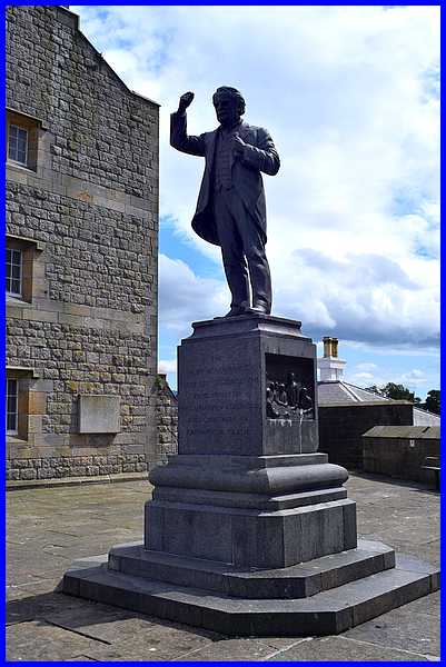 Lloyd George Statue